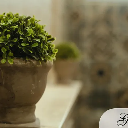 Domus Deianas Two Exclusive Use Apartments In Cagliari Vendégház Cagliari