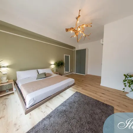 Domus Deianas Two Exclusive Use Apartments In Cagliari 4*