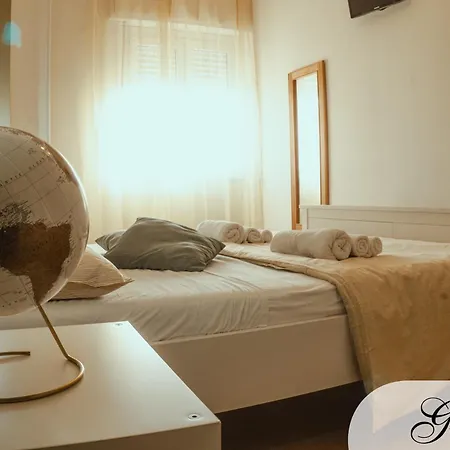 Domus Deianas - Two Comfortable In 4*