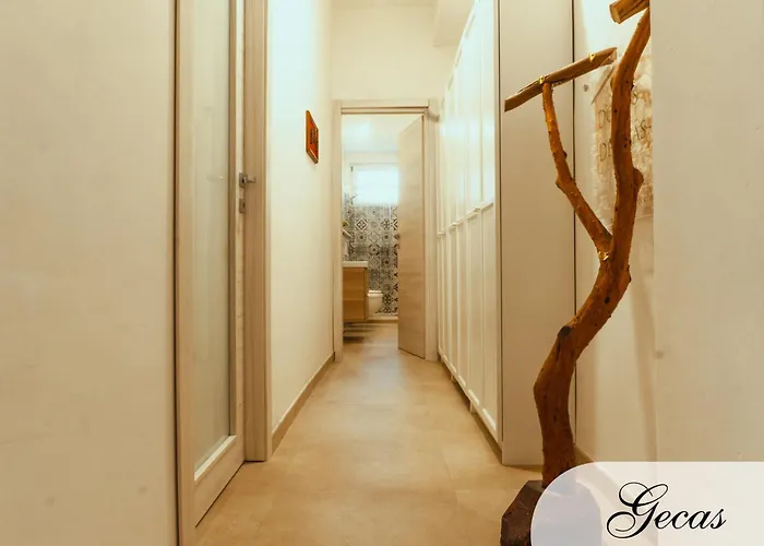 Domus Deianas קליארי